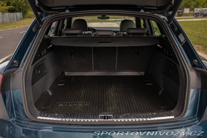 Audi Ostatní modely E-tron  50 quattro S Line, matri 2020