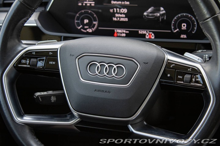 Audi Ostatní modely E-tron 55 quattro Advanced 2019