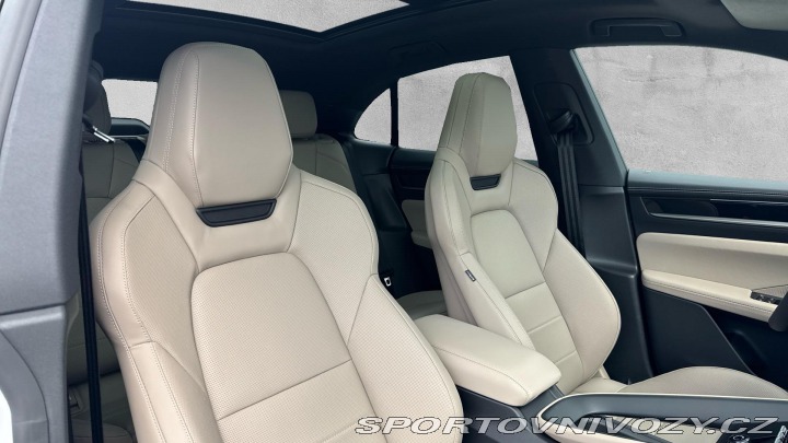 Porsche Macan 2025