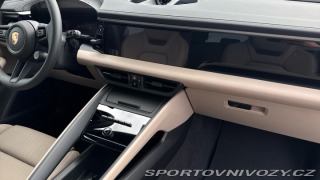 Porsche Macan  2025