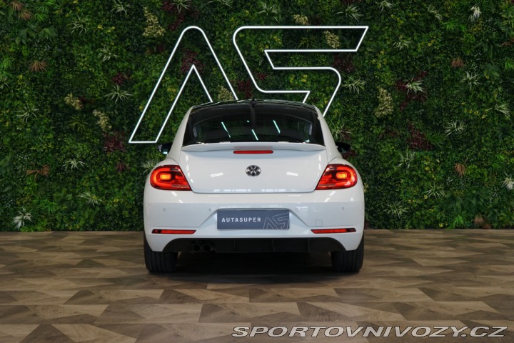 Volkswagen Beetle *CLUB*MANUAL*LED* 2016