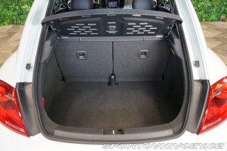 Volkswagen Beetle *CLUB*MANUAL*LED* 2016