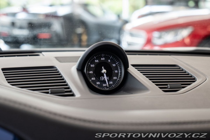 Porsche 911 (992) Carrera 4 GTS 2022