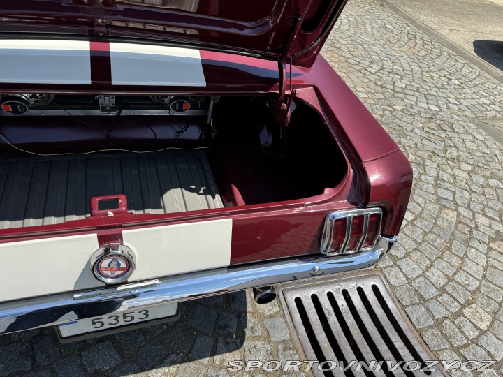 Ford Mustang fastback 1965