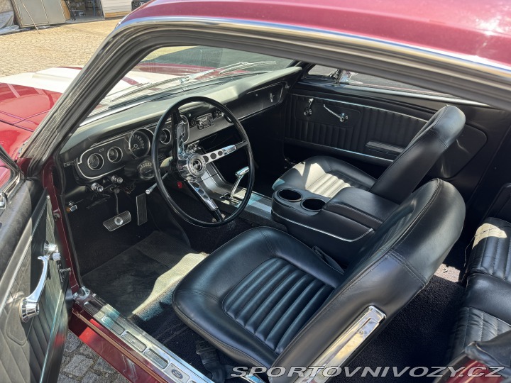 Ford Mustang fastback 1965