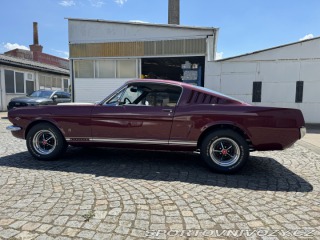 Ford Mustang fastback 1965