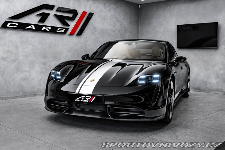 Porsche Taycan Turbo S Keramiky Pano PDL 2021