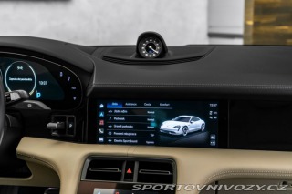 Porsche Taycan Turbo S Keramiky Pano PDL 2021
