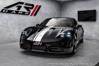Porsche Taycan Turbo S Keramiky Pano PDL 2021