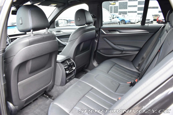 BMW 5 530d xD ///M*ZÁRUKA*TAŽNÉ 2023