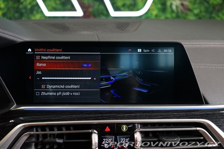 BMW X7 M50i*6-MÍST*NEZ.TOP*ZÁRUK 2021