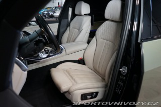 BMW X7 M50i*6-MÍST*NEZ.TOP*ZÁRUK 2021