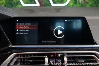 BMW X7 M50i*6-MÍST*NEZ.TOP*ZÁRUK 2021