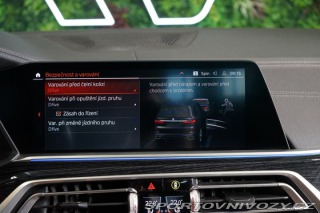 BMW X7 M50i*6-MÍST*NEZ.TOP*ZÁRUK 2021