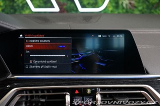 BMW X7 M50i*6-MÍST*NEZ.TOP*ZÁRUK 2021
