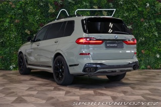 BMW X7 M50i*6-MÍST*NEZ.TOP*ZÁRUK 2021