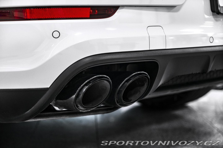 Porsche Cayenne Turbo PCCB/HUD/PDLS/ZÁRUK 2019