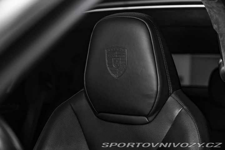 Porsche Cayenne Turbo PCCB/HUD/PDLS/ZÁRUK 2019