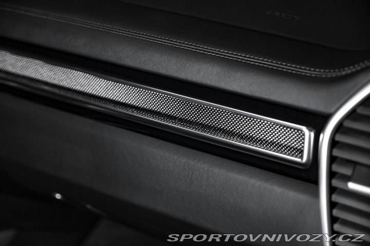 Porsche Cayenne Turbo PCCB/HUD/PDLS/ZÁRUK 2019