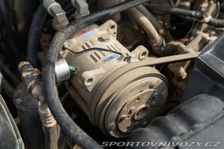 Ostatní značky Ostatní modely Land Rover RANGE ROVER 3.9 1991