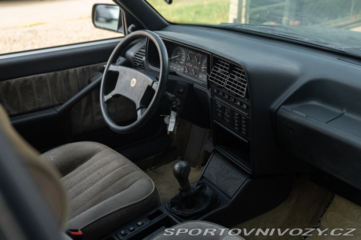 Lancia Ostatní modely THEMA 6V 1985