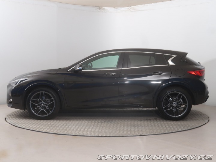 Infiniti Q30 1.6t 2019