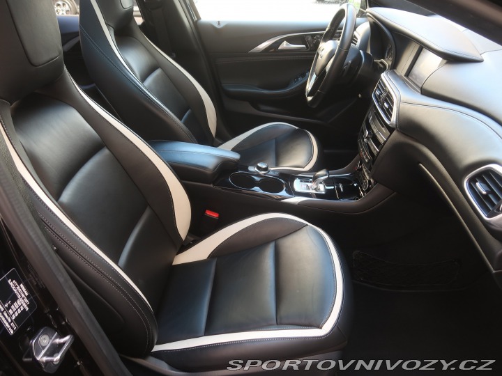 Infiniti Q30 1.6t 2019