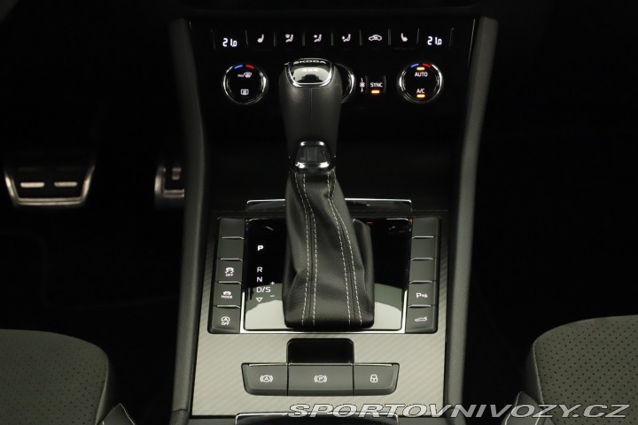 Škoda Superb Sportline 2.0 TSI 2024