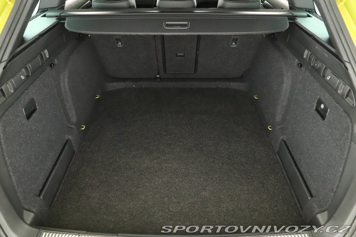 Škoda Superb Sportline 2.0 TSI 2024
