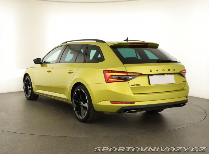 Škoda Superb Sportline 2.0 TSI 2024
