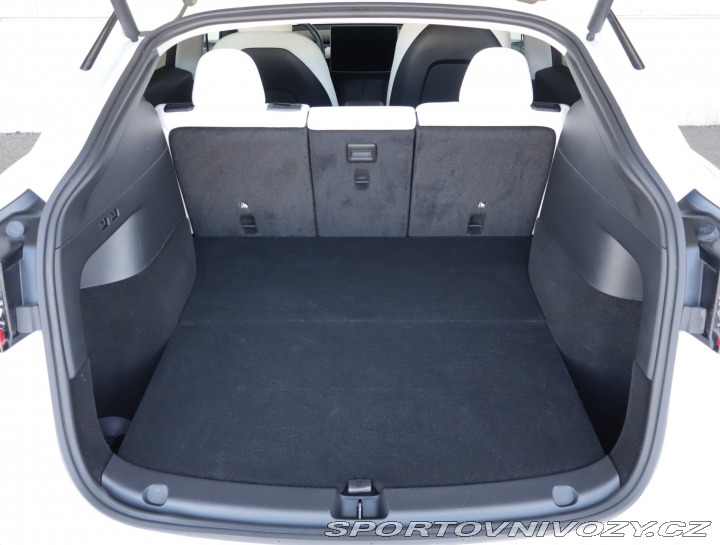 Tesla Model Y Long Range AWD 75kWh 2021