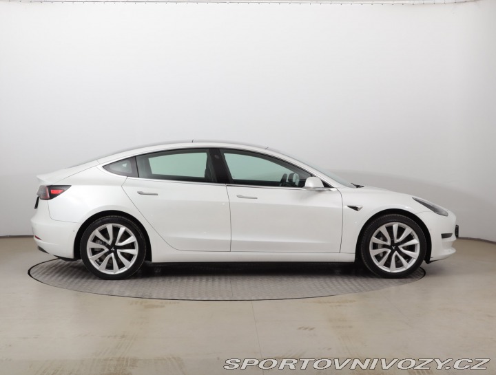 Tesla Model 3 Std Range Plus 52kWh 2020