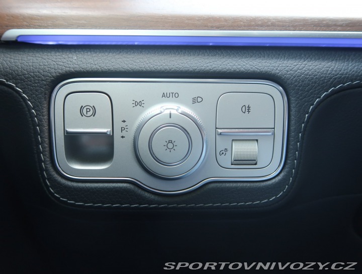 Mercedes-Benz Ostatní modely GLE AMG Line GLE 350 e 2021