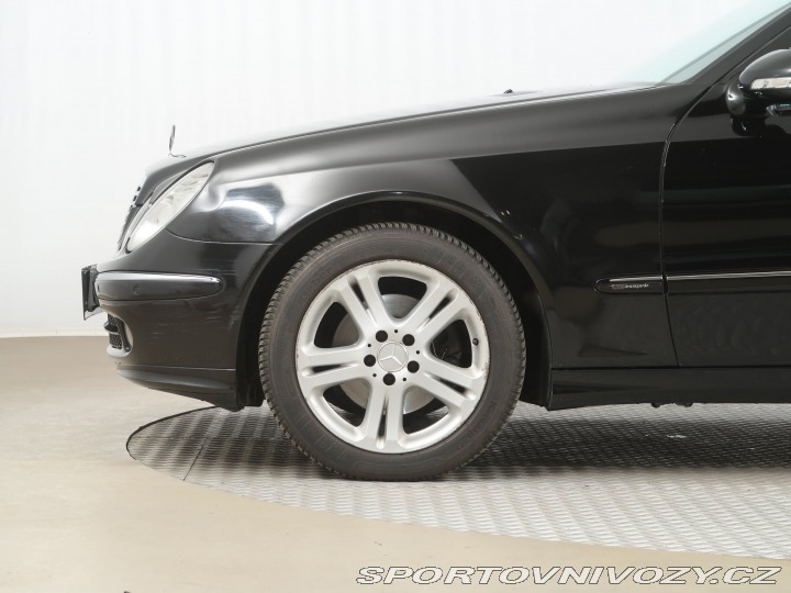 Mercedes-Benz E E 350 4MATIC 2008