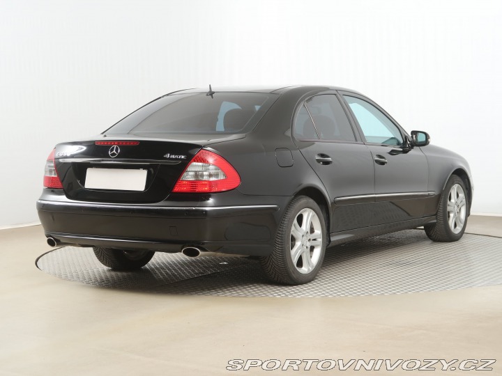 Mercedes-Benz E E 350 4MATIC 2008