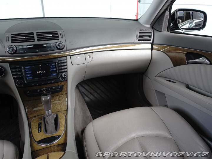 Mercedes-Benz E E 350 4MATIC 2008