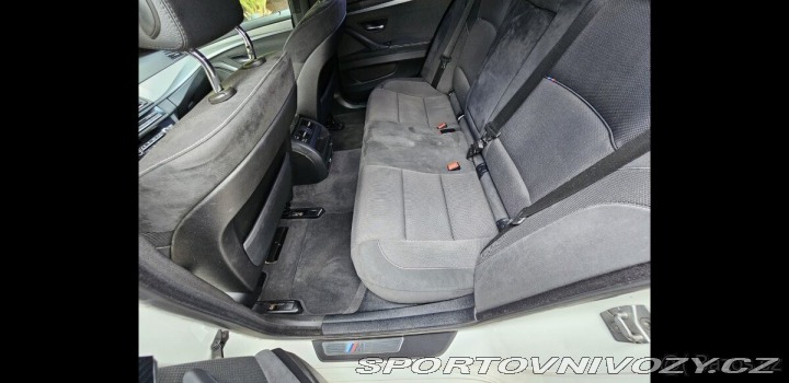 BMW 5 3,0 530xd 2011