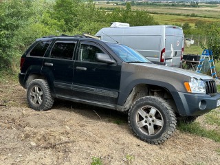   Jeep Grand Cherokee 3,7   Laredo wk