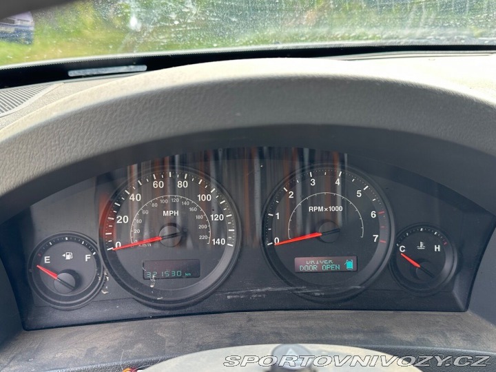 Ostatní značky Ostatní modely Jeep Grand Cherokee 3,7   Laredo wk 2004