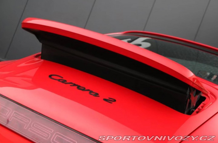 Porsche 911 Carrera 2 1991