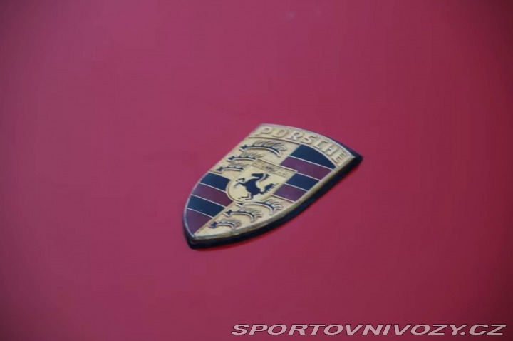 Porsche 911 Carrera 2 1991