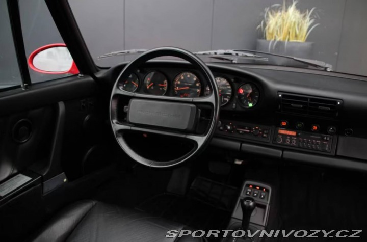 Porsche 911 Carrera 2 1991