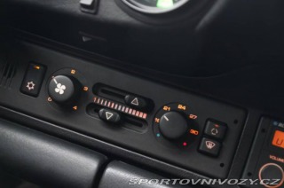 Porsche 911 Carrera 2 1991