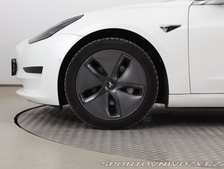 Tesla Model 3 Std Range Plus LFP 2020