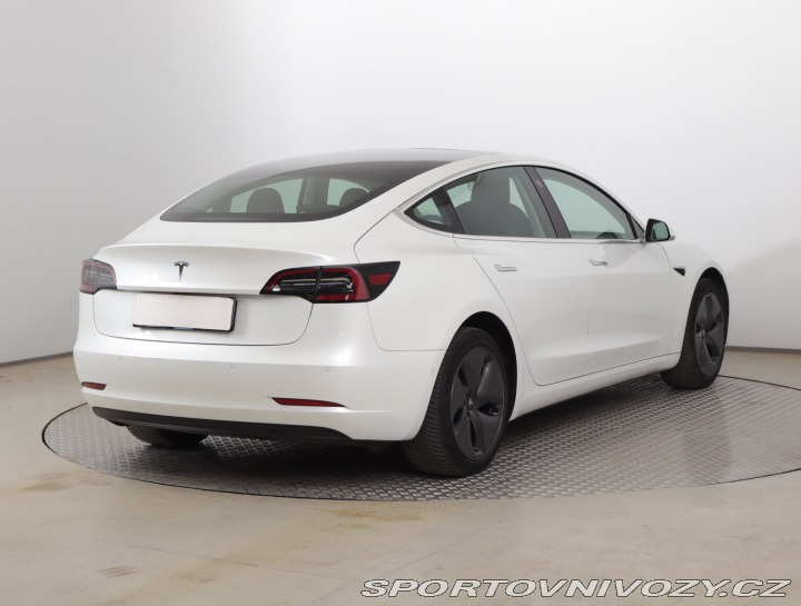 Tesla Model 3 Std Range Plus 52kWh 2019