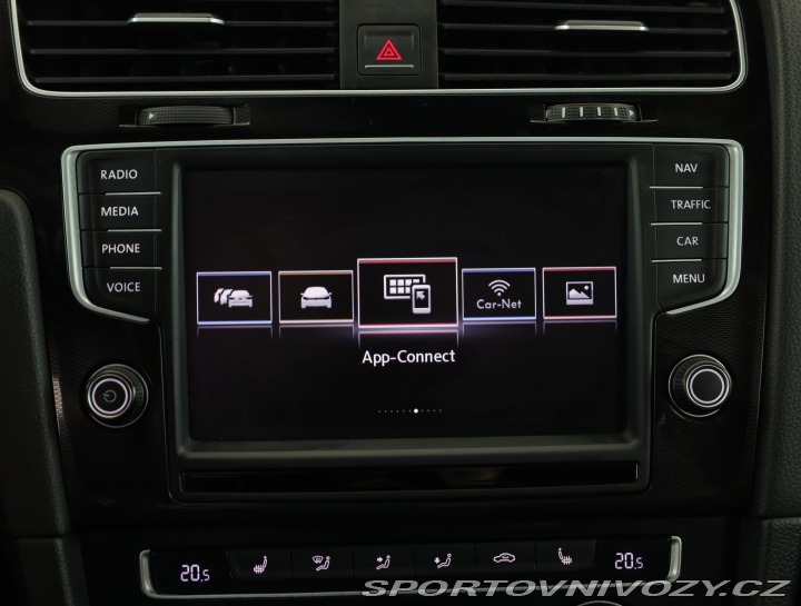Volkswagen Golf Highline 2.0 TDI GTD 2016
