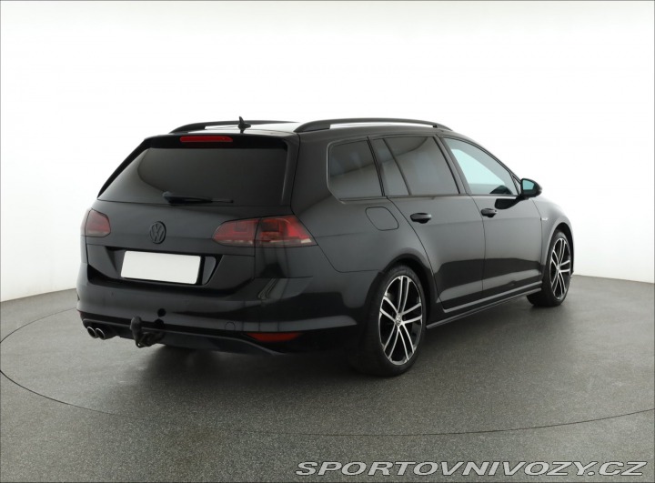 Volkswagen Golf Highline 2.0 TDI GTD 2016