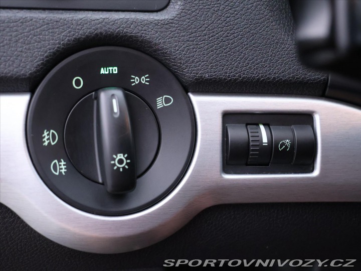 Škoda Octavia RS 2,0 TSI 147kW RS Xenon 2. 2009