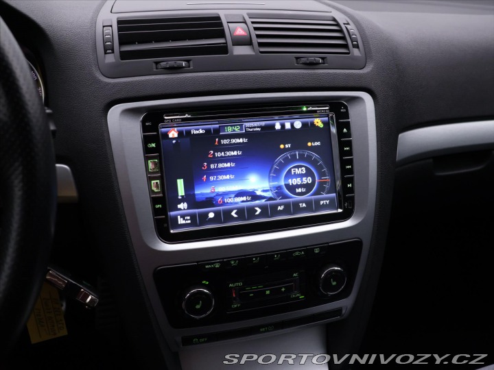 Škoda Octavia RS 2,0 TSI 147kW RS Xenon 2. 2009