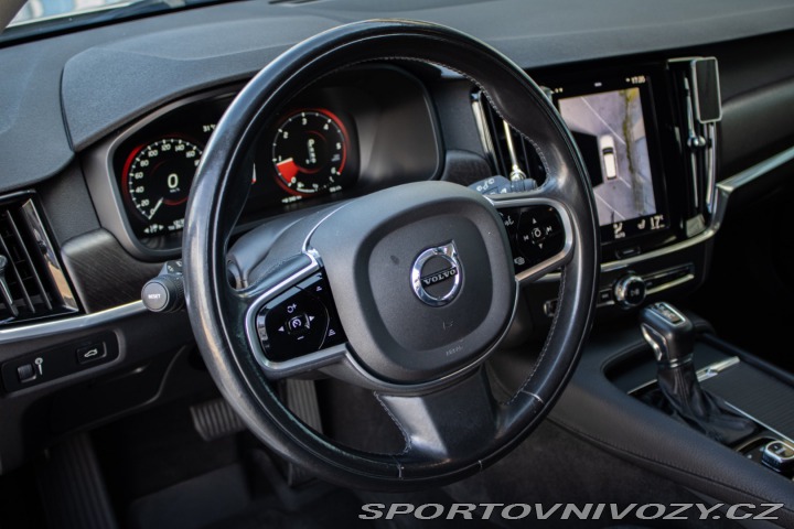 Volvo V90 CC  D5 2.0L Cross Country 2017